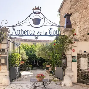 Hotel De La Tour